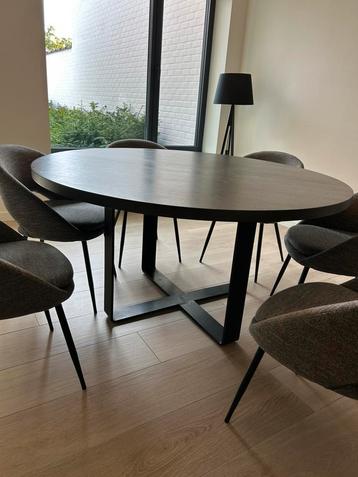 Ronde tafel Scapa met massief eiken blad,zwart onderstel, 100 à 150 cm, Scapa Home, Cinq personnes ou plus, Rond