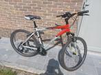 Zo goed als nieuwe Giant mtb met shimano versnellingen, Fietsen en Brommers, Fietsen | Mountainbikes en ATB, Ophalen, Giant