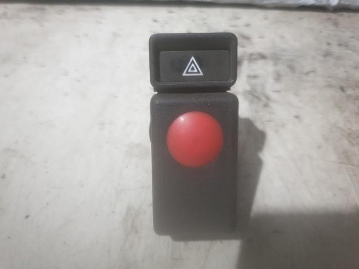 PANIEKVERLICHTINGSCHAKELAAR Opel Monza (90055759), Auto-onderdelen, Dashboard en Schakelaars, Opel, Gebruikt