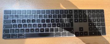 Magic Keyboard apple gris sidéral