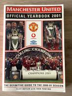 Manchester United Official Yearbook 2001, Ophalen of Verzenden, Zo goed als nieuw, Boek of Tijdschrift