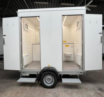 Toiletwagen noeuw 1-1-1 afvoer 110 led boven deur beschikbaar voor biedingen