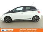 Toyota Yaris 1.5 Hybrid (bj 2018, automaat), Auto's, Gebruikt, Wit, 5 zetels, Hybride Elektrisch/Benzine