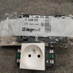 Legrand enkel stopcontact, Ophalen of Verzenden, Nieuw, Stopcontact
