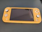 Switch lite + Mario Kart Deluxe8, Games en Spelcomputers, Spelcomputers | Nintendo Switch Lite, Ophalen, Zo goed als nieuw