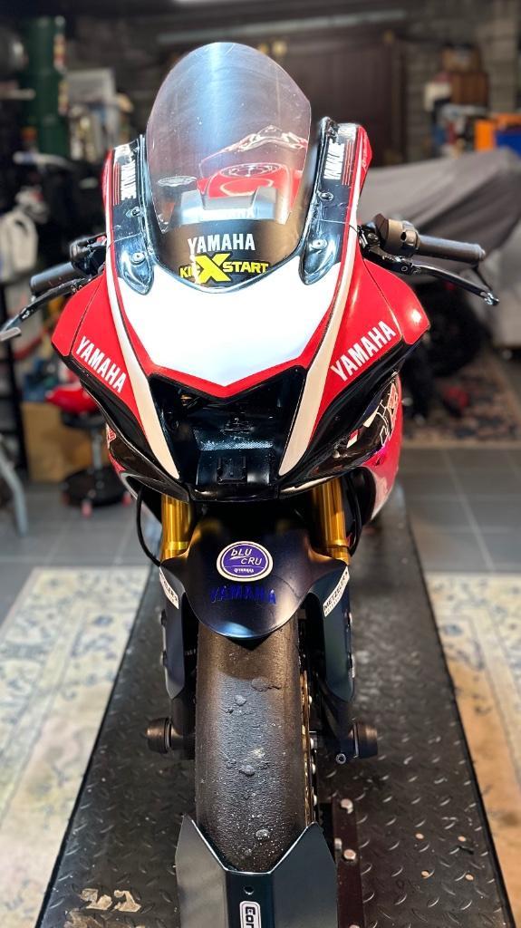 yamaha r7 2022, Motoren, Motoren | Yamaha, Particulier, Super Sport, meer dan 35 kW, 2 cilinders, Quickshifter, Sportuitlaat, Ophalen