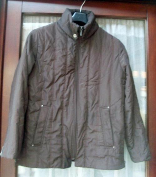 Bruine vest van Damo Outdoors maat 42, Kleding | Dames, Jassen | Winter, Gedragen, Maat 42/44 (L), Bruin, Verzenden