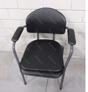 Chaise percée de marque Vermeiren dans un état très propre
P, Enlèvement, Comme neuf