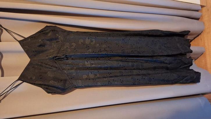 Dames jurk zwart Medium AWESOME uit India. Lengte 122 cm., Kleding | Dames, Jurken, Zo goed als nieuw, Maat 38/40 (M), Zwart, Onder de knie