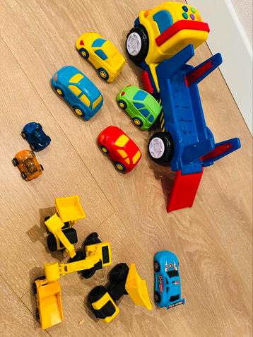 Lot speelgoed auto’s beschikbaar voor biedingen