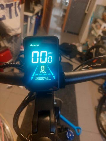 Te koop: Zo goed als nieuwe fatbike – slechts 4 km gereden!
 beschikbaar voor biedingen
