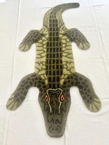 NIEUW Crocodile Tapijt Medium beschikbaar voor biedingen