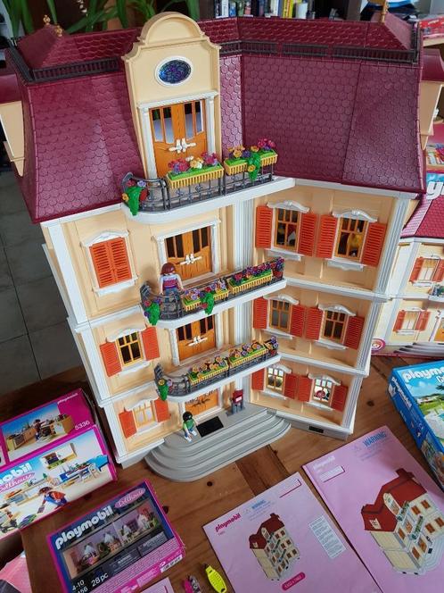 Playmobil herenhuis met vele extra's, Kinderen en Baby's, Speelgoed | Playmobil, Nieuw, Complete set, Ophalen of Verzenden