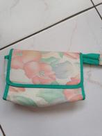 Gratis toilettasje met spiegel, Ophalen, Gebruikt