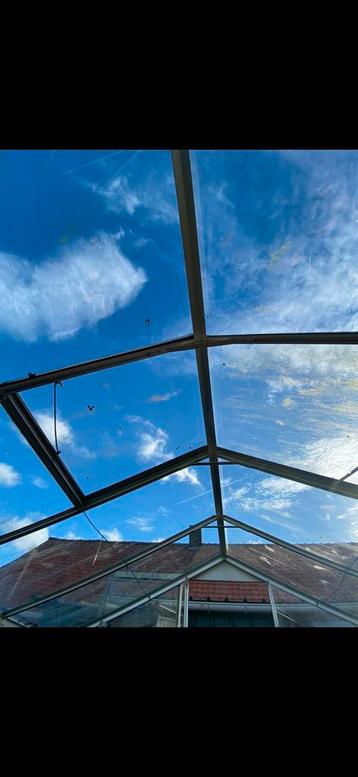 Aluminium glazen serre beschikbaar voor biedingen
