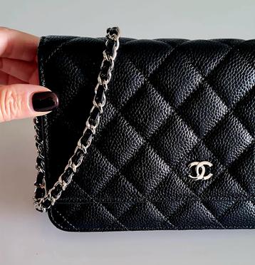 CHANEL Wallet on Chain – Zwart beschikbaar voor biedingen