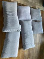 Grijze kussens, Huis en Inrichting, Woonaccessoires | Kussens, Ophalen, Nieuw