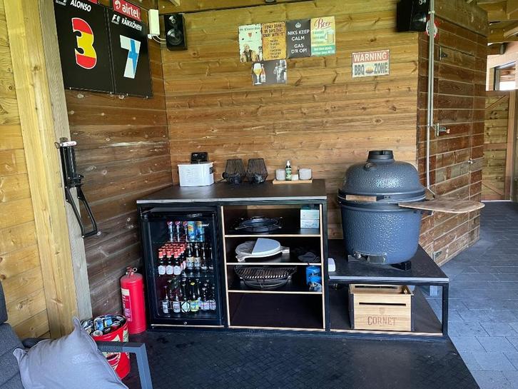 Barbecuemeubel, Tuin en Terras, Houtskoolbarbecues, Gebruikt, Ophalen