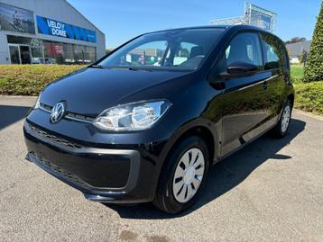 Volkswagen UP 1.0i EURO6 airco 23.950km in perfecte staat.