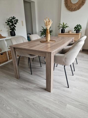Table à manger 1609074cm beschikbaar voor biedingen