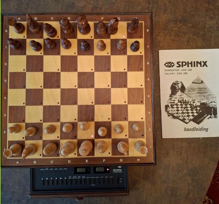 Schaakcomputer Sphinx Galaxy/Commander, Hobby en Vrije tijd, Gezelschapsspellen | Bordspellen, Gebruikt, Een of twee spelers, Ophalen