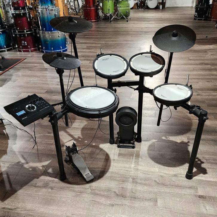 Roland TD-17 with upgraded pads and bass pedal, Muziek en Instrumenten, Drumstellen en Slagwerk, Zo goed als nieuw, Premier, Ophalen of Verzenden
