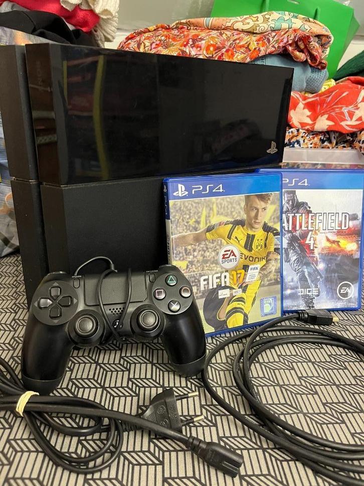 Playstation 4 (500GB, 1 controller) + 2 games, Games en Spelcomputers, Spelcomputers | Sony PlayStation 4, Gebruikt, Original