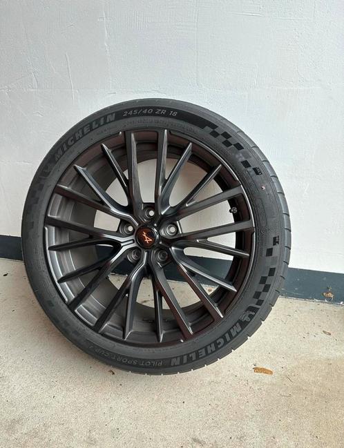 Alpine GT Race A110S Michelin Cup 2 zomervelgen., Auto-onderdelen, Banden en Velgen, Banden en Velgen, Zomerbanden, 18 inch, 215 mm
