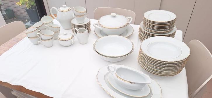 Service complet 69 pièces en porcelaine de Tchécoslovaquie, Huis en Inrichting, Keuken | Servies, Gebruikt, Compleet servies, Overige stijlen