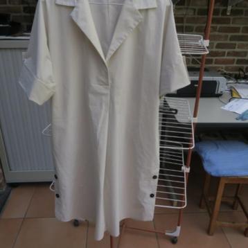 Kleedje beige Antonelli mt 40 (tailleert 42) (it 44) beschikbaar voor biedingen