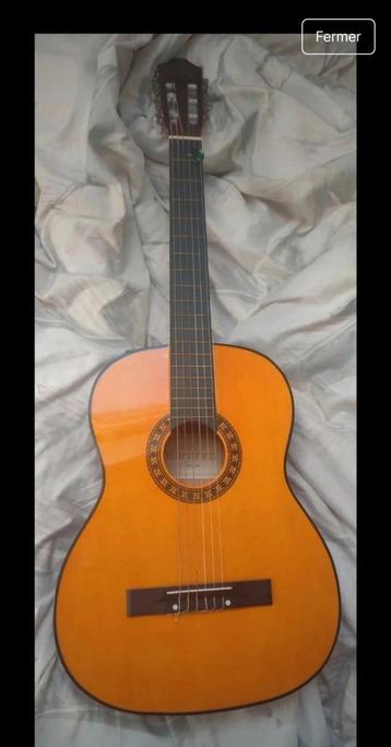 Guitare 4/4 Martinez, neuve beschikbaar voor biedingen