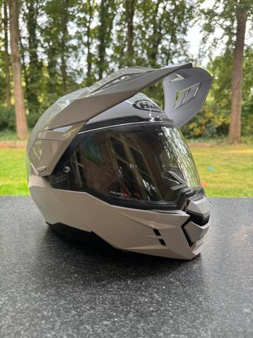 HJC i80 wit beschikbaar voor biedingen