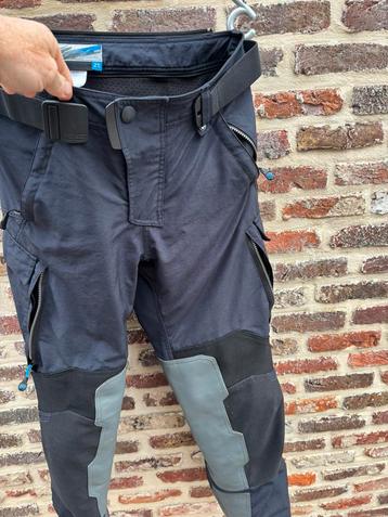 BMW GS Rallye broek maat 25 (korte mt 50)met gtx inliner. beschikbaar voor biedingen