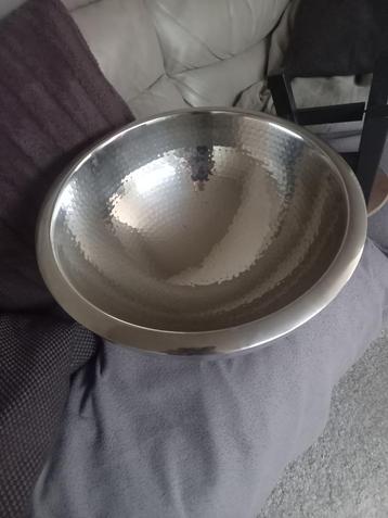 dubbelwandige bowl beschikbaar voor biedingen