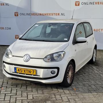 Personenauto Volkswagen, 1.0 High up! BlueMotion, wit bouwja beschikbaar voor biedingen