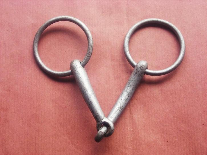 Gendarmerie belge mors de filet Koninklijk Escorte Royale, Verzamelen, Militaria | Algemeen, Rijkswacht, Overige typen, Verzenden