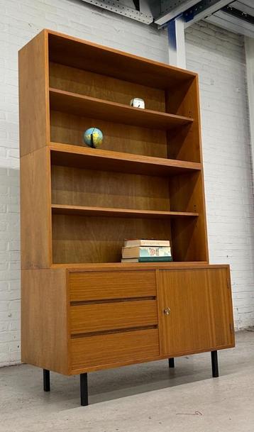 Vintage 3-delige boekenkast / wandkast beschikbaar voor biedingen