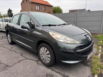 Peugeot 207 1.4i 155.000km beschikbaar voor biedingen