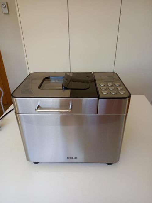 Broodbakmachine Domo B3971, Elektronische apparatuur, Broodbakmachines, Zo goed als nieuw, Ophalen