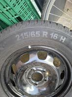 Winterbanden Dacia Duster op velg, Auto-onderdelen, Banden en Velgen, Ophalen, 215 mm, 16 inch, Banden en Velgen