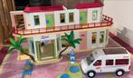 Playmobil hotel + hotelbus, Kinderen en Baby's, Speelgoed | Playmobil, Ophalen, Zo goed als nieuw