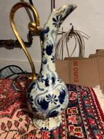 Blauwe porseleine genummerde vaas Bequet, Antiek en Kunst, Ophalen of Verzenden