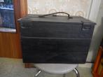 Coffre ancien et petit en pin.L35,5cm,la22cm,H24cm.Prix20€, Ophalen of Verzenden, Gebruikt