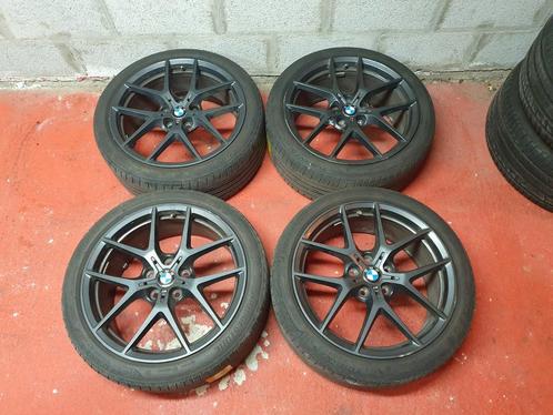 Originele BMW velgen 18" Pack M M554 M554 serie 1 F40 en 2 F, Auto-onderdelen, Banden en Velgen, Banden en Velgen, Zomerbanden