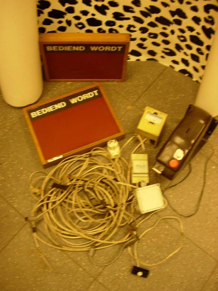 Comptoir de service à la clientèle vintage, Collections, Appareils électroniques, Autres types, Enlèvement ou Envoi