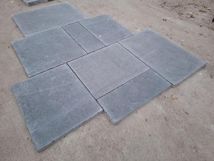 Tegels in Blauwe steen - oppervlakte verouderd - 3 cm, Doe-het-zelf en Bouw, Tegels, Nieuw, Vloertegels, Hardsteen, 60 cm of meer