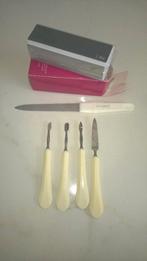 Blokvijl + nagelknipper + oud setje manicure, Enlèvement ou Envoi, Comme neuf