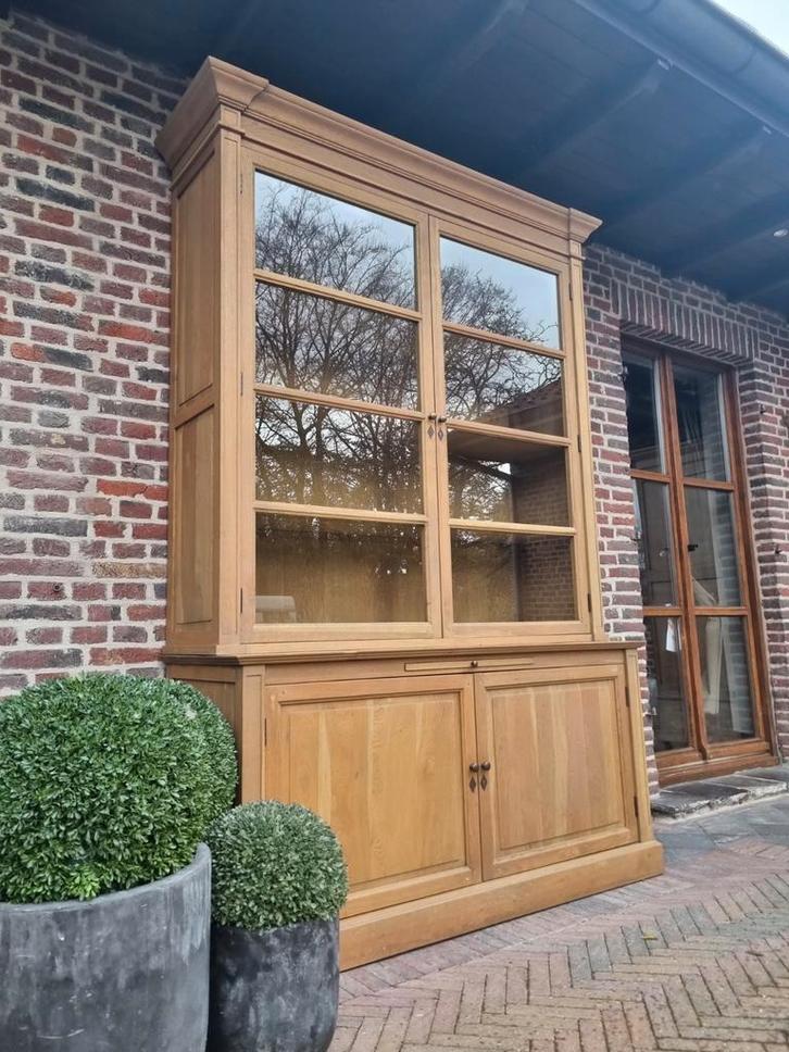 Eiken buffetkast/vitrinekast GRATIS LEVERING, Huis en Inrichting, Kasten | Buffetkasten, Zo goed als nieuw, Ophalen of Verzenden
