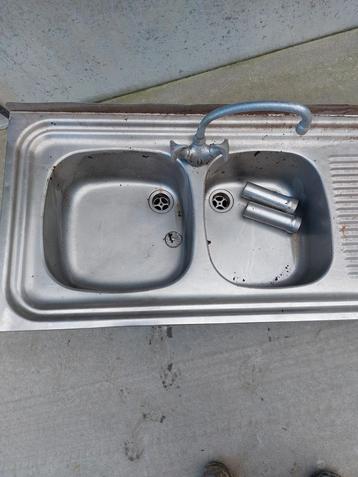 Inox spoelbak beschikbaar voor biedingen