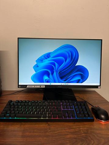 Gaming PC in zeer goede staat! Compleet met RGB toetsenbord! beschikbaar voor biedingen